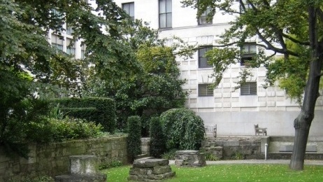 St Dunstan in East Church Garden